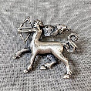 Vintage DAVINCI Sagittarius Silver Tone Brooch